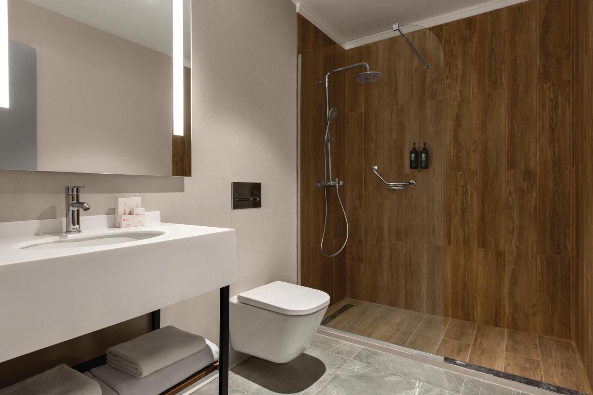 Ramada Encore By Wyndham Istanbul Arnavutkoy Kültér fotó