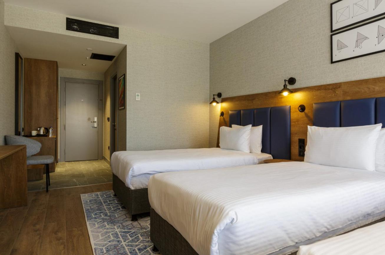 Ramada Encore By Wyndham Istanbul Arnavutkoy Kültér fotó