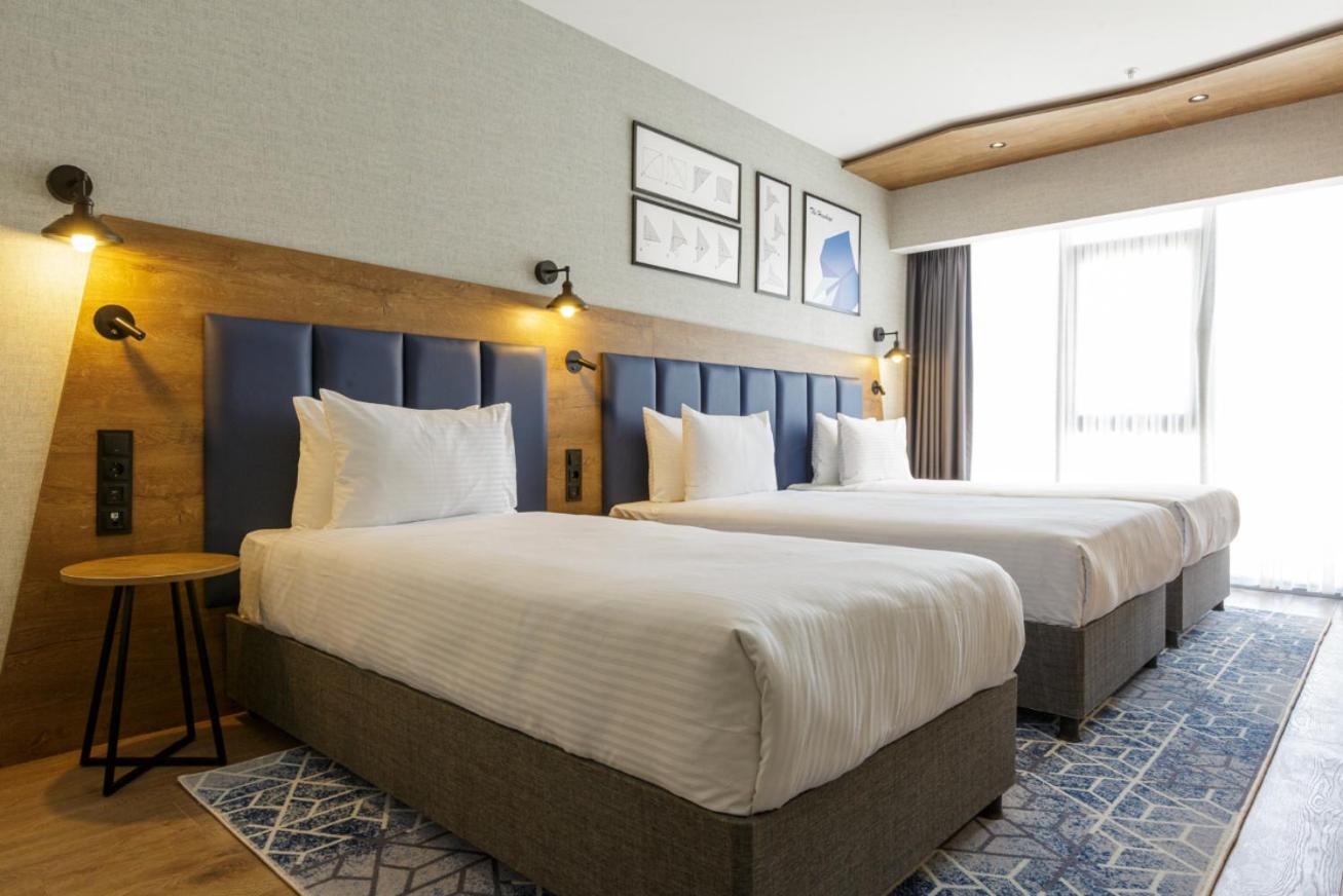 Ramada Encore By Wyndham Istanbul Arnavutkoy Kültér fotó