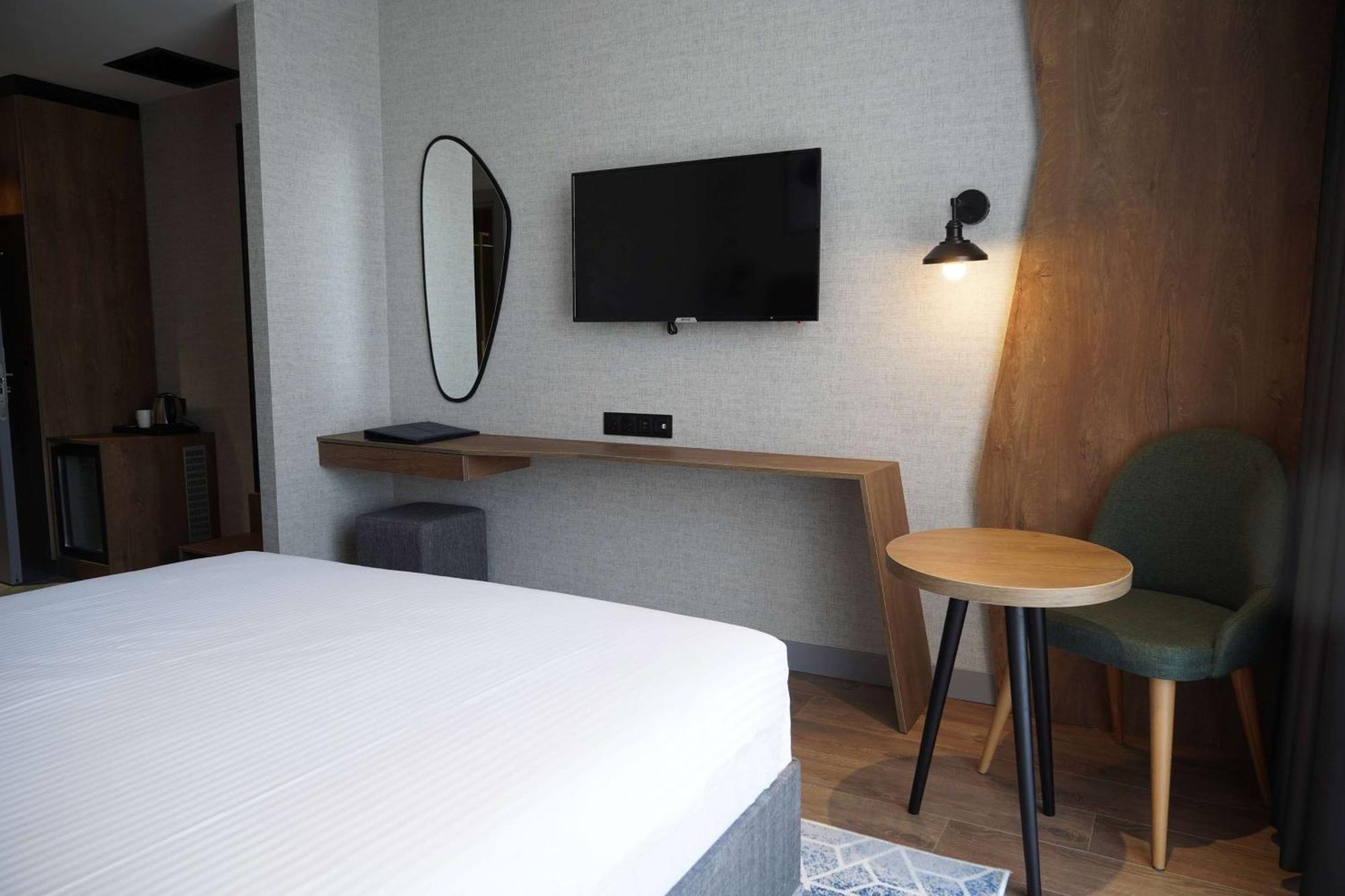 Ramada Encore By Wyndham Istanbul Arnavutkoy Kültér fotó