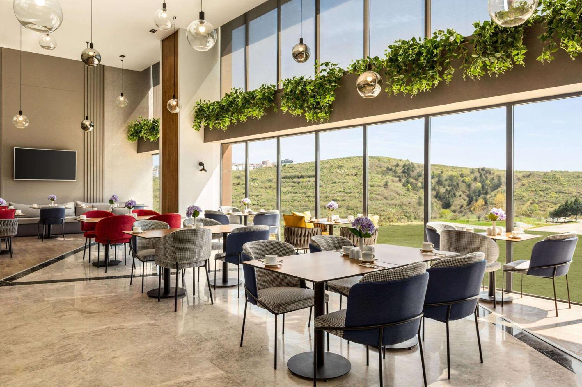 Ramada Encore By Wyndham Istanbul Arnavutkoy Kültér fotó